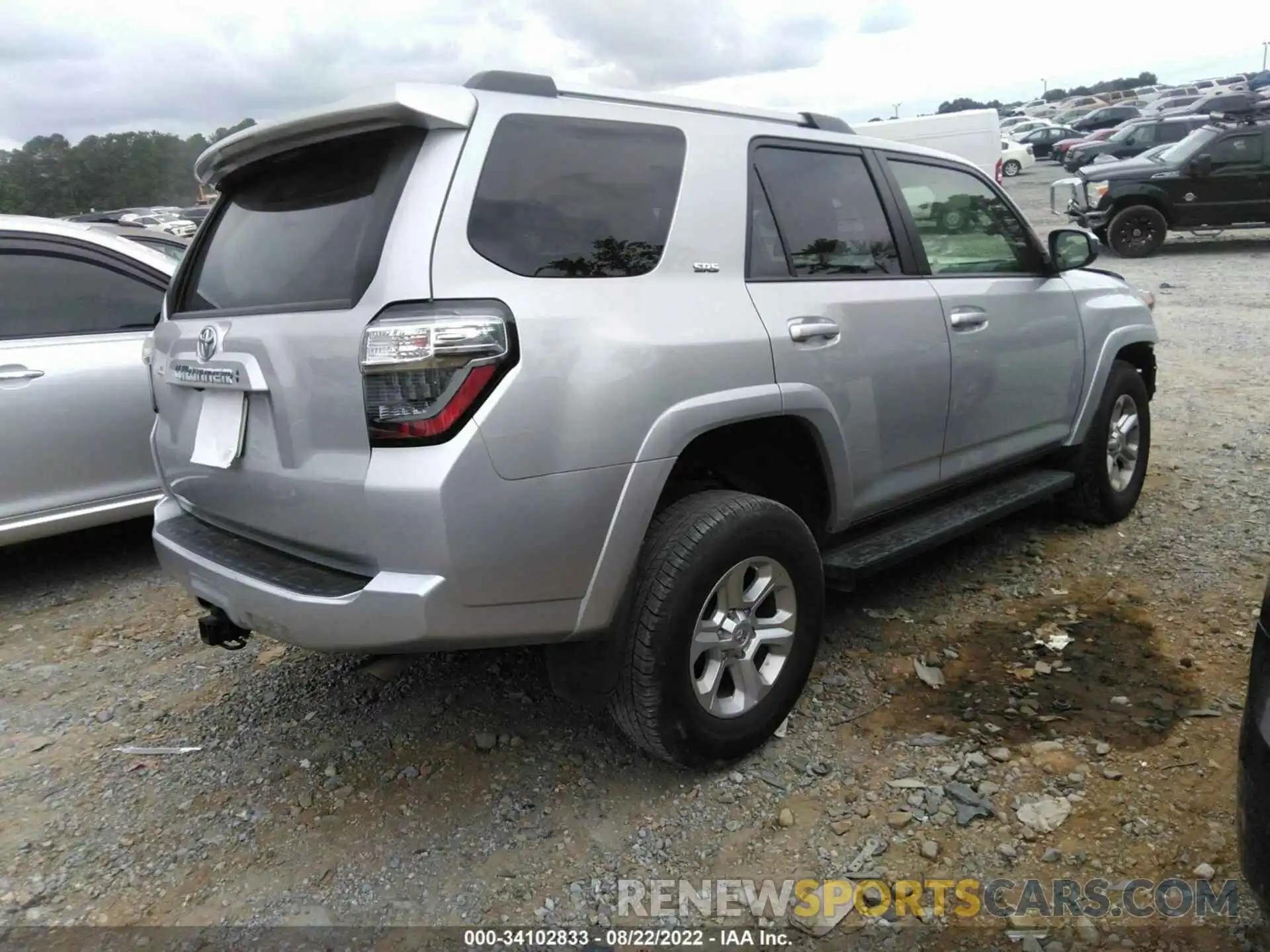 4 Фотография поврежденного автомобиля JTEMU5JR0M5923437 TOYOTA 4RUNNER 2021