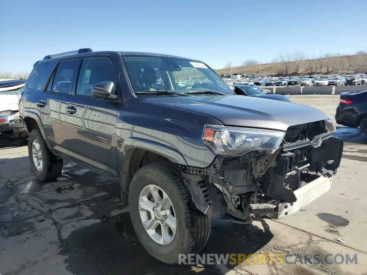 4 Photograph of a damaged car JTEMU5JR1M5848926 TOYOTA 4RUNNER 2021