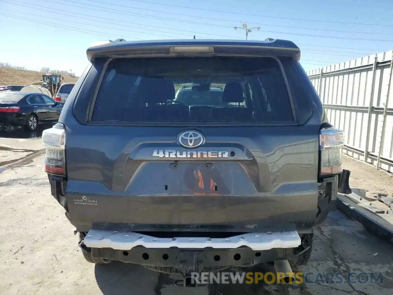 6 Photograph of a damaged car JTEMU5JR1M5848926 TOYOTA 4RUNNER 2021