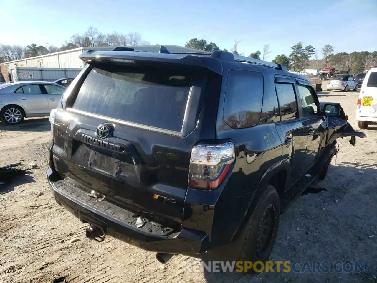 4 Photograph of a damaged car JTEMU5JR1M5857321 TOYOTA 4RUNNER 2021