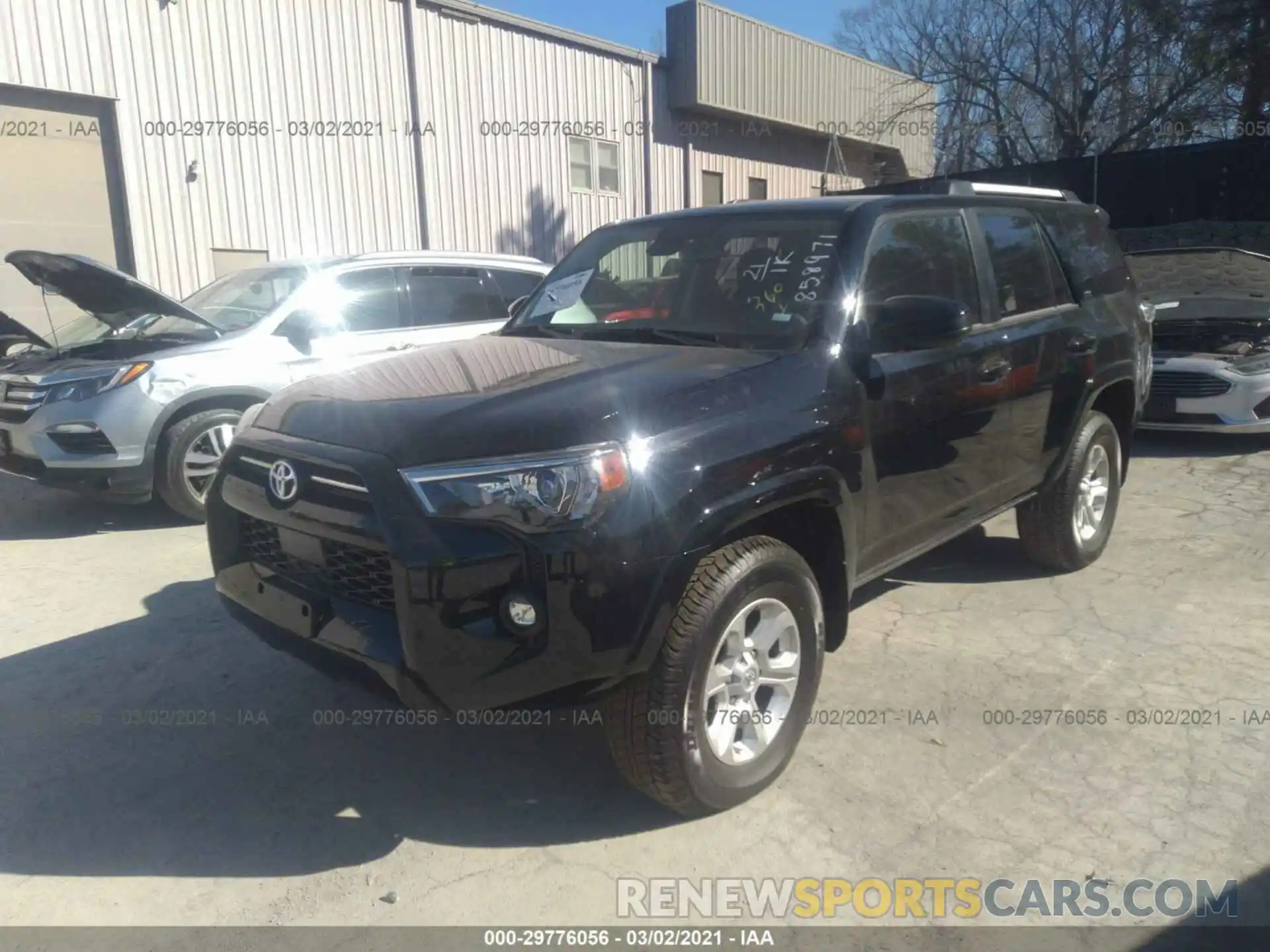 2 Photograph of a damaged car JTEMU5JR1M5858971 TOYOTA 4RUNNER 2021