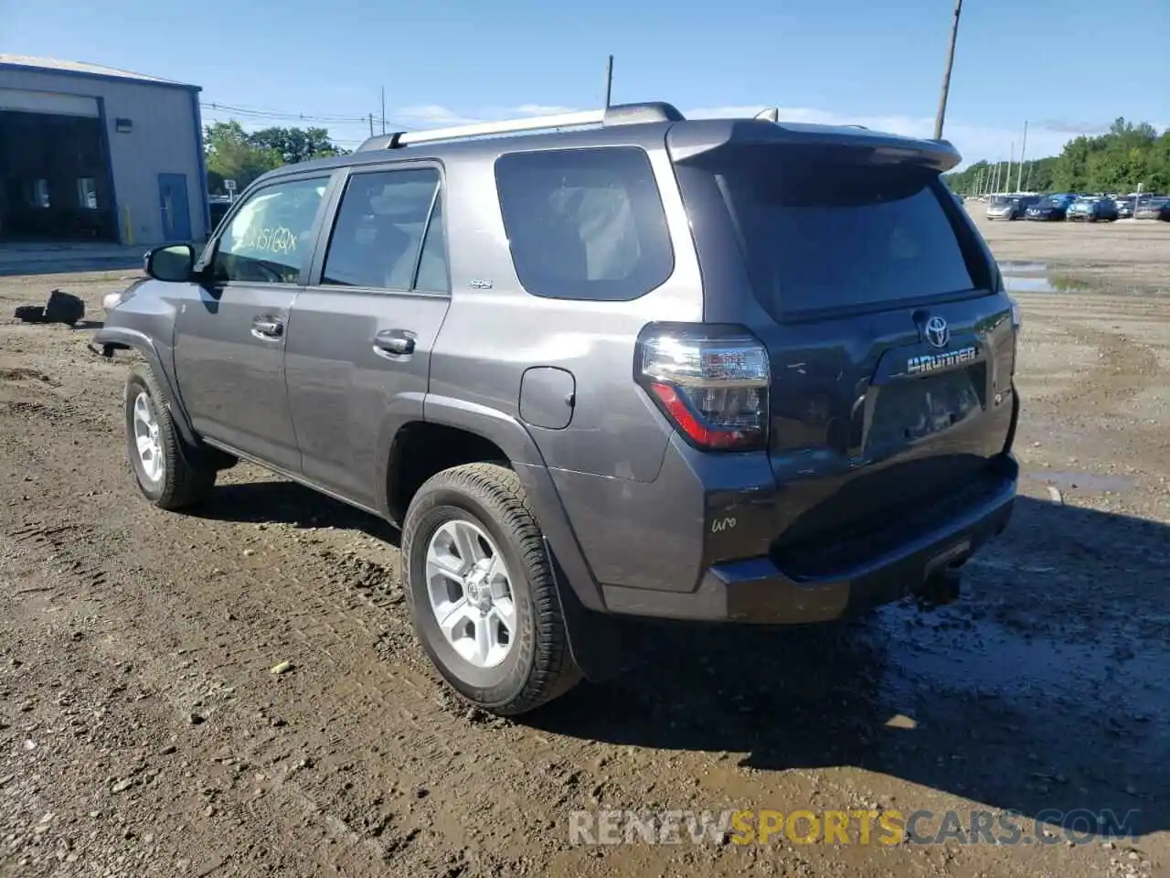 3 Photograph of a damaged car JTEMU5JR1M5867525 TOYOTA 4RUNNER 2021