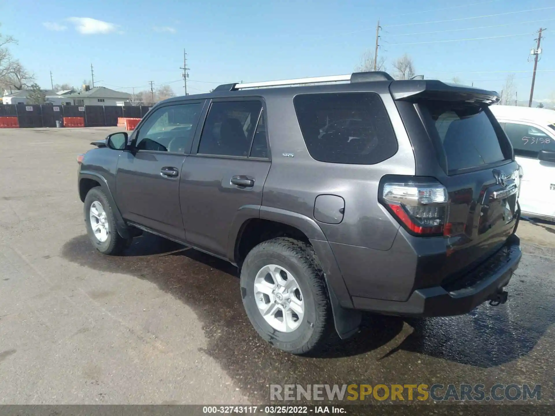 3 Photograph of a damaged car JTEMU5JR1M5867895 TOYOTA 4RUNNER 2021