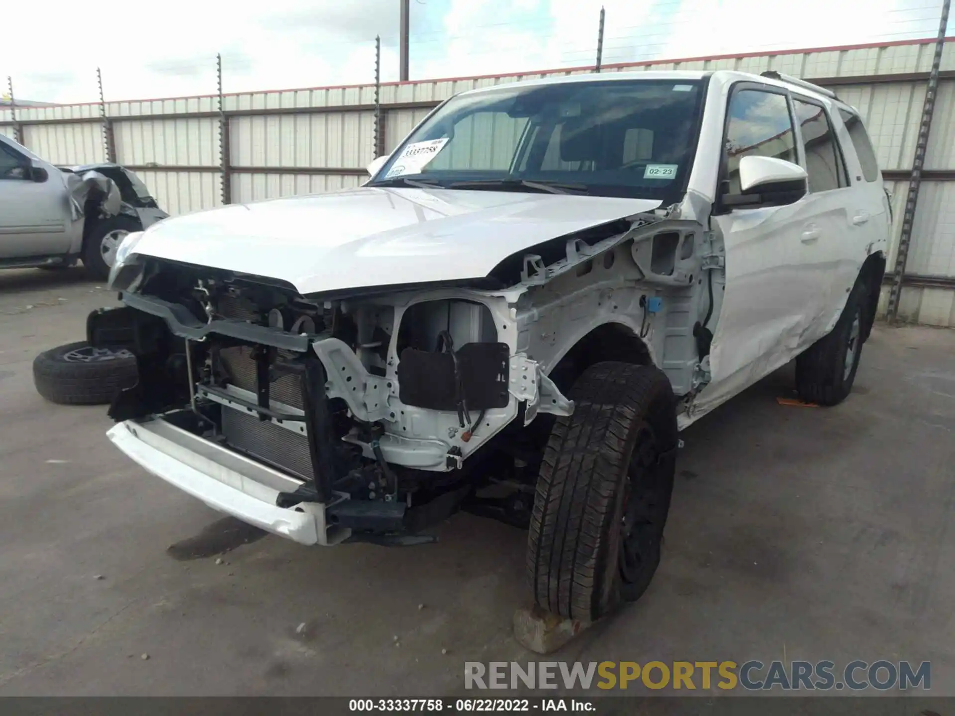 6 Photograph of a damaged car JTEMU5JR1M5872563 TOYOTA 4RUNNER 2021