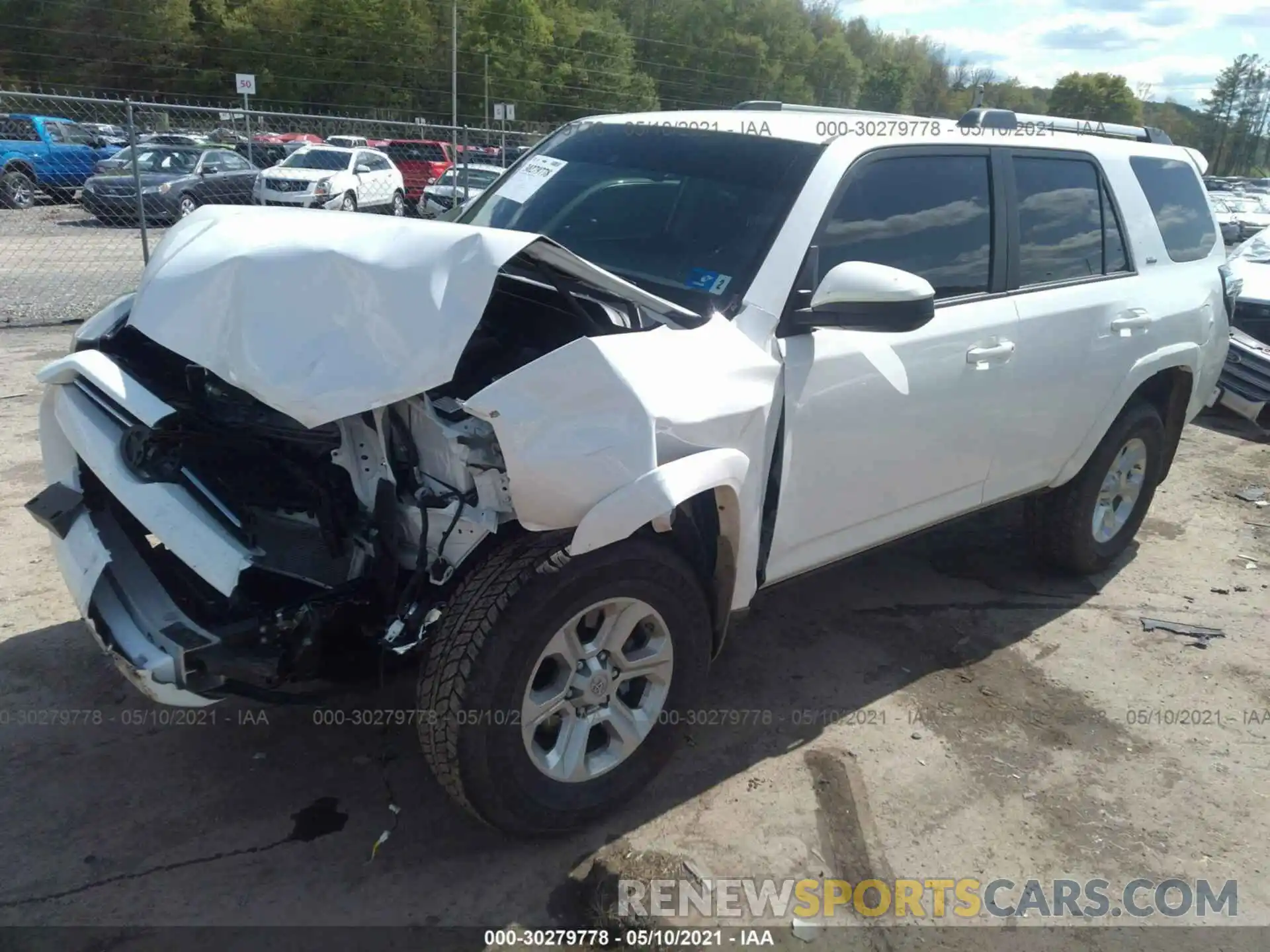 2 Photograph of a damaged car JTEMU5JR1M5874393 TOYOTA 4RUNNER 2021