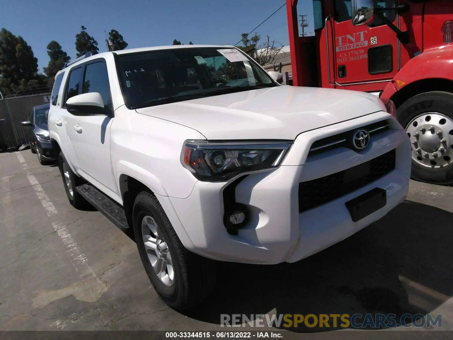 1 Фотография поврежденного автомобиля JTEMU5JR1M5901964 TOYOTA 4RUNNER 2021