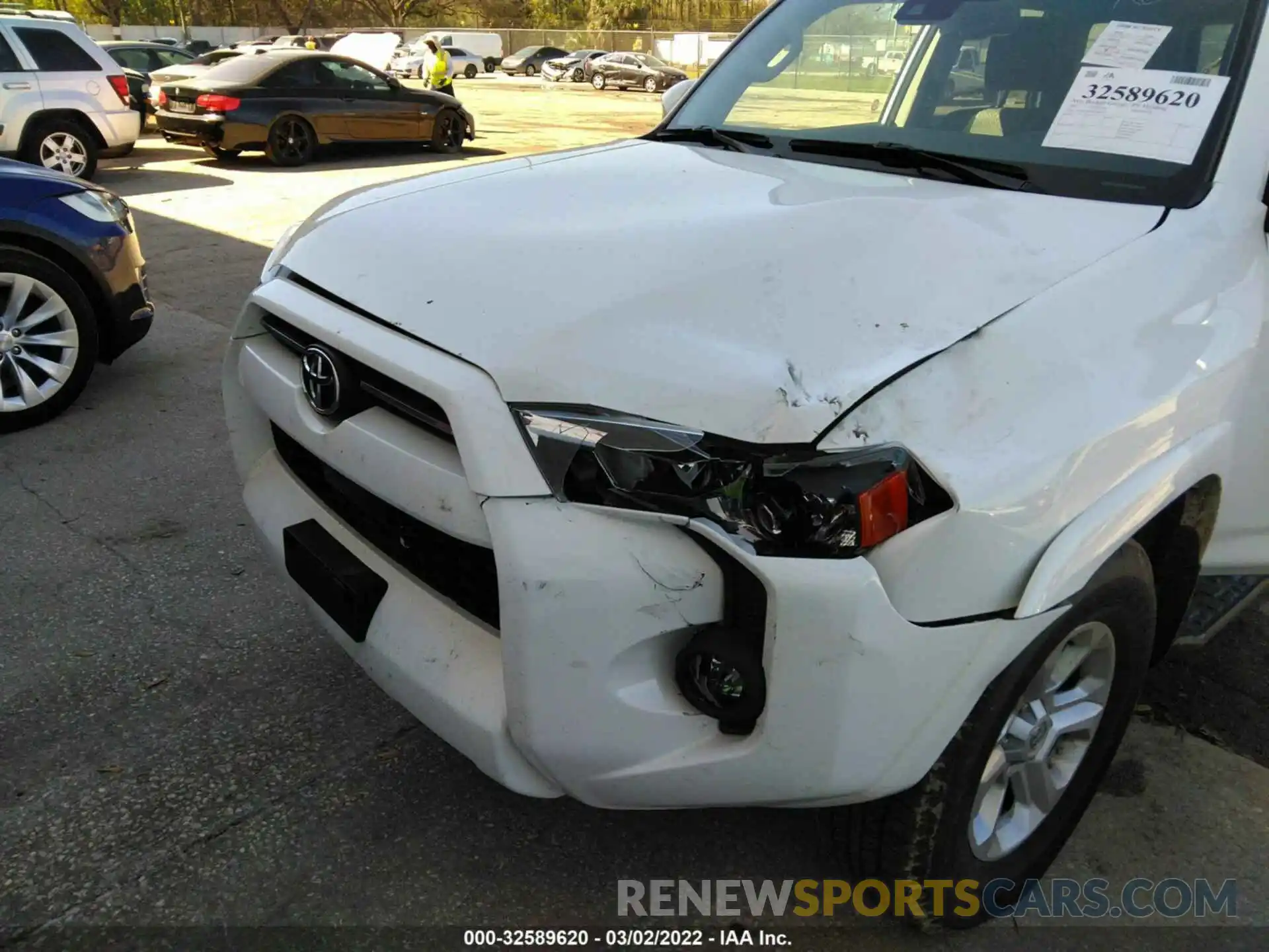 6 Photograph of a damaged car JTEMU5JR1M5908574 TOYOTA 4RUNNER 2021