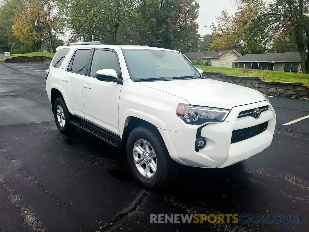 1 Photograph of a damaged car JTEMU5JR1M5923589 TOYOTA 4RUNNER 2021