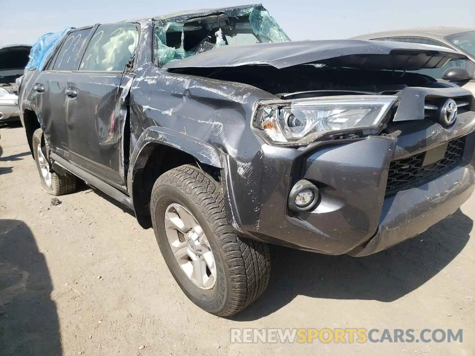 1 Photograph of a damaged car JTEMU5JR1M5937170 TOYOTA 4RUNNER 2021