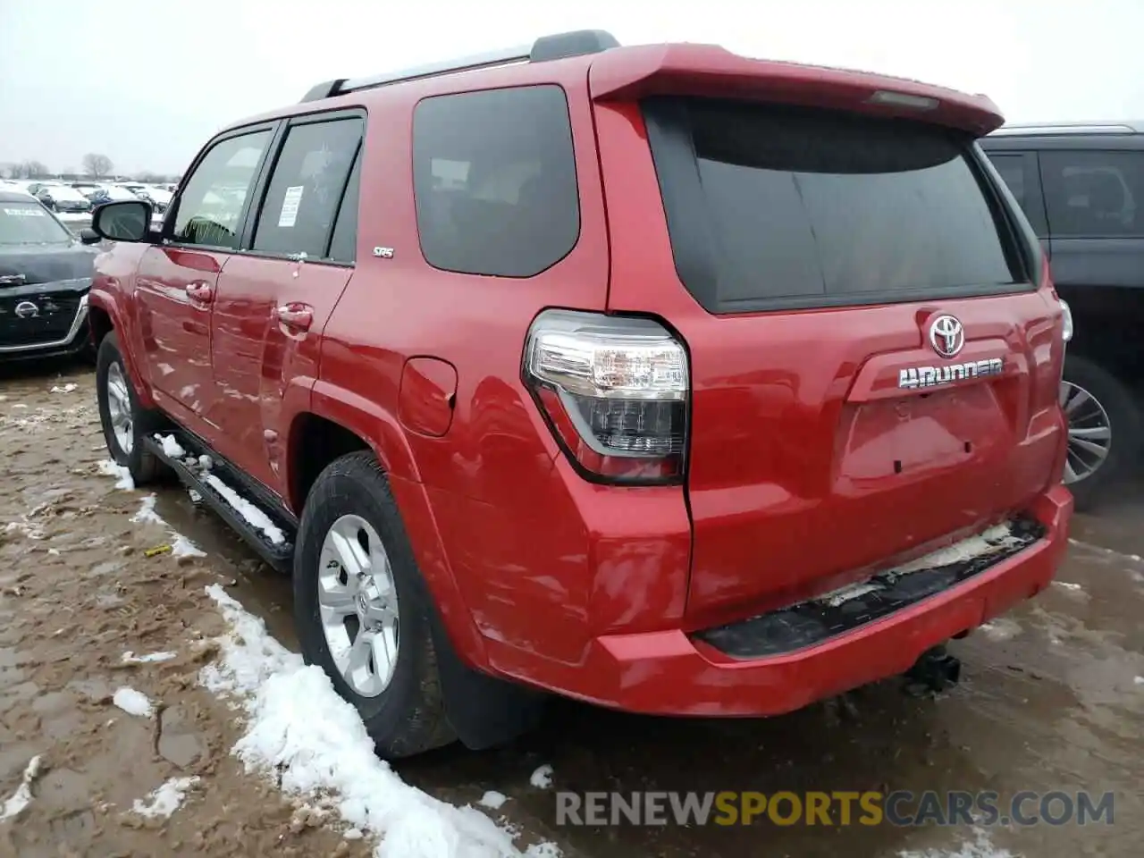 3 Photograph of a damaged car JTEMU5JR1M5938979 TOYOTA 4RUNNER 2021