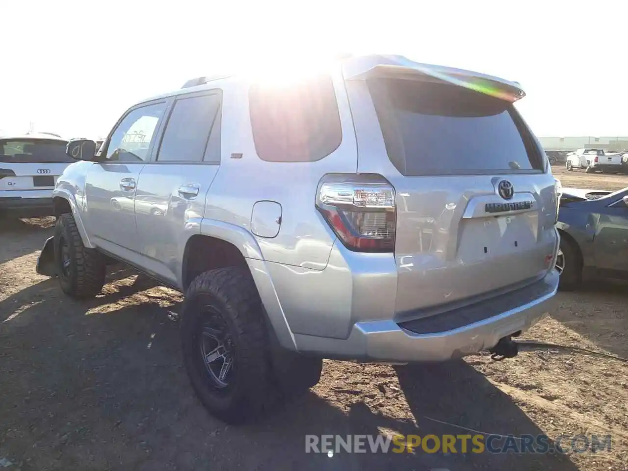 3 Photograph of a damaged car JTEMU5JR1M5940148 TOYOTA 4RUNNER 2021