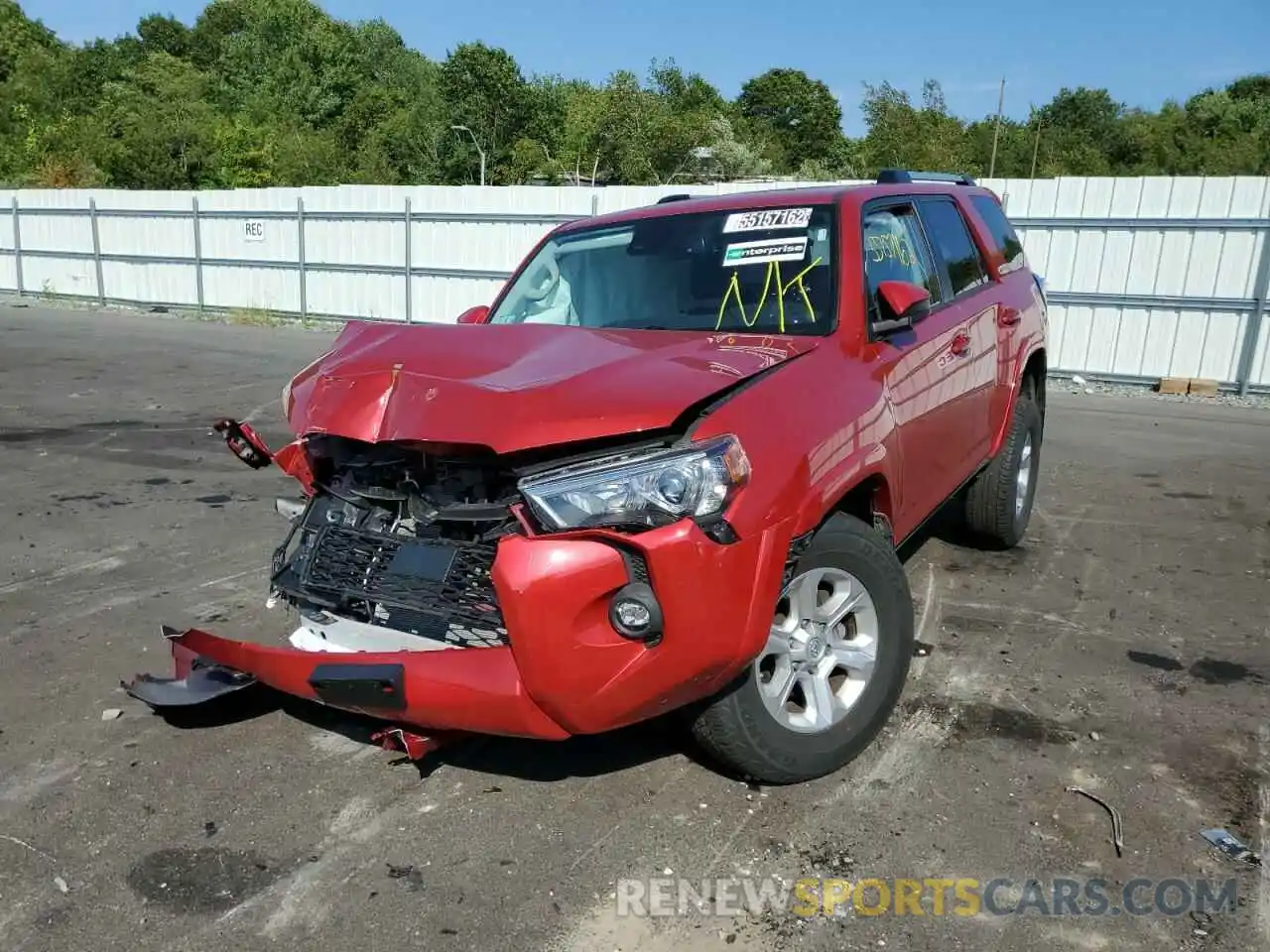 2 Photograph of a damaged car JTEMU5JR2M5905800 TOYOTA 4RUNNER 2021