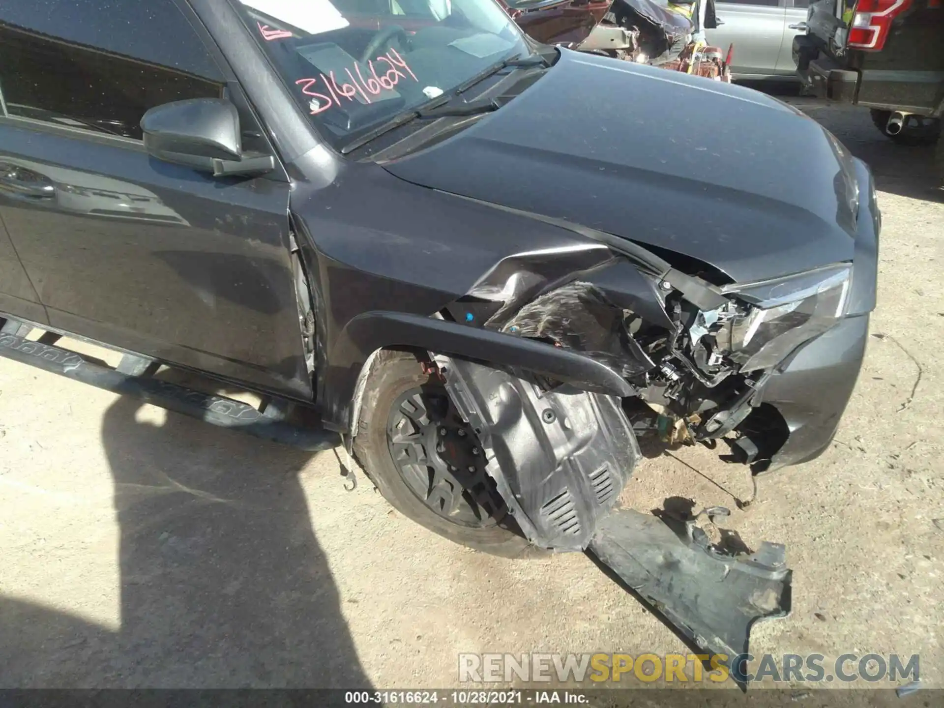 6 Photograph of a damaged car JTEMU5JR2M5917509 TOYOTA 4RUNNER 2021