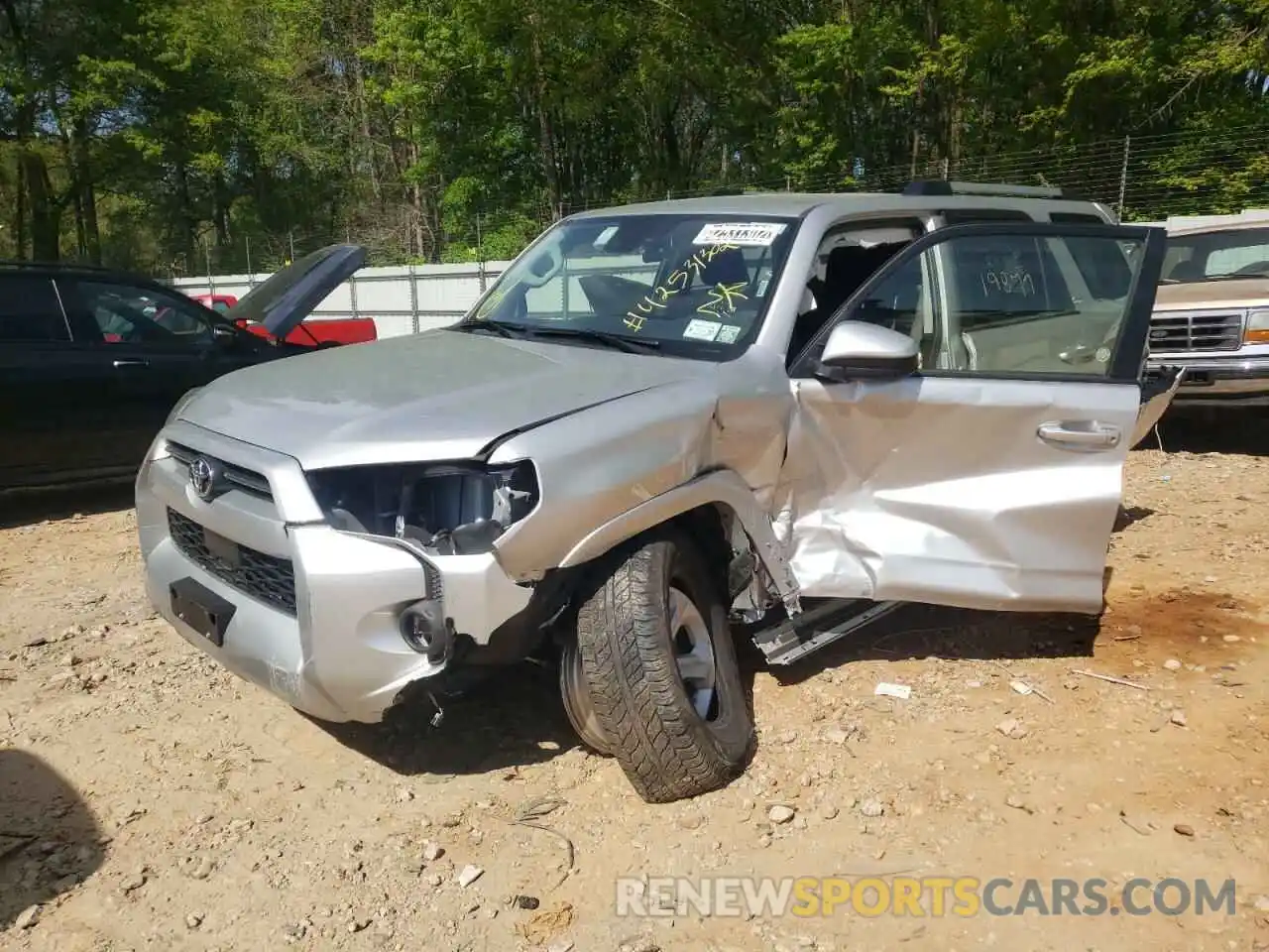 2 Photograph of a damaged car JTEMU5JR2M5927375 TOYOTA 4RUNNER 2021