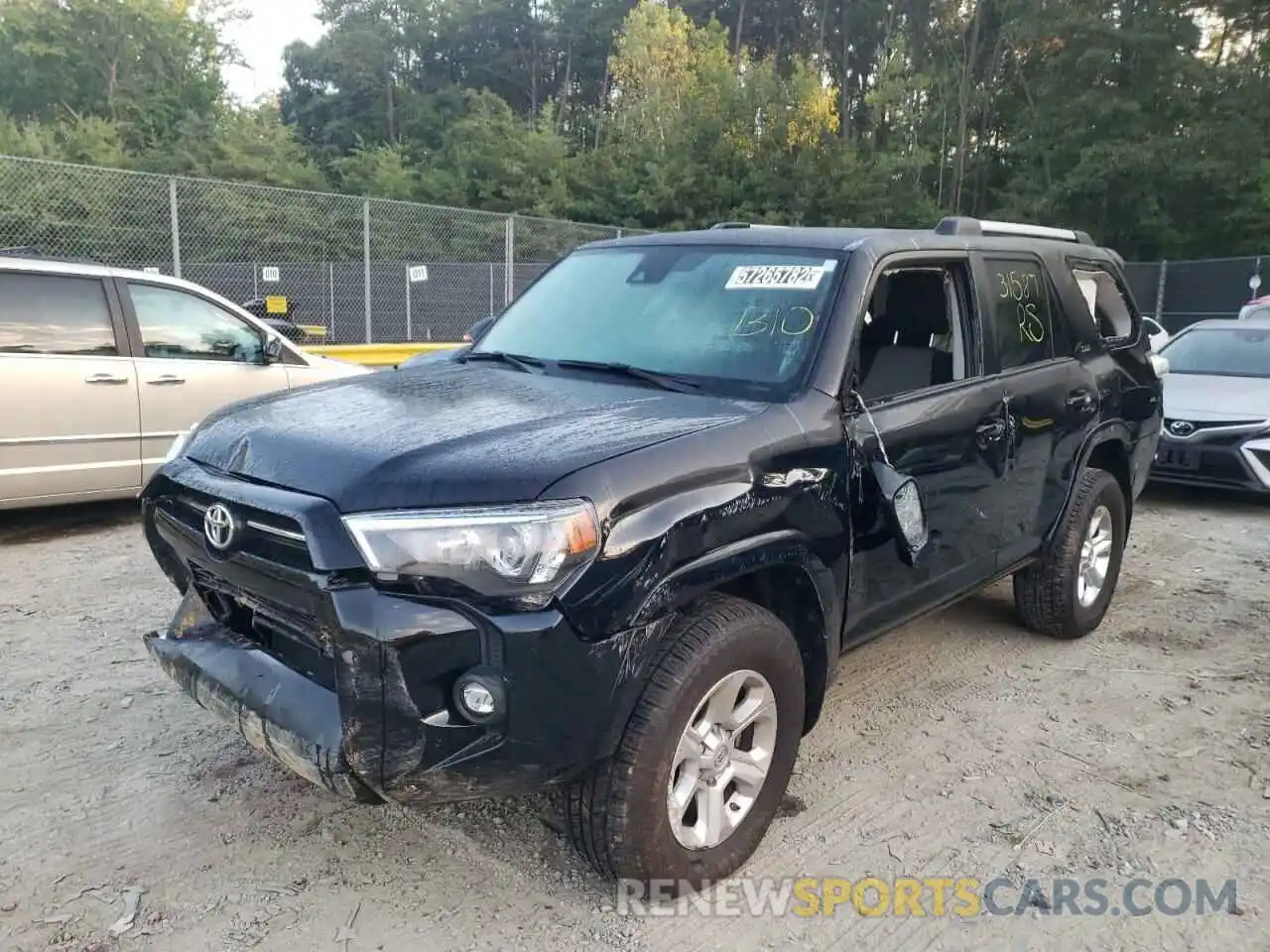 2 Photograph of a damaged car JTEMU5JR2M5934620 TOYOTA 4RUNNER 2021