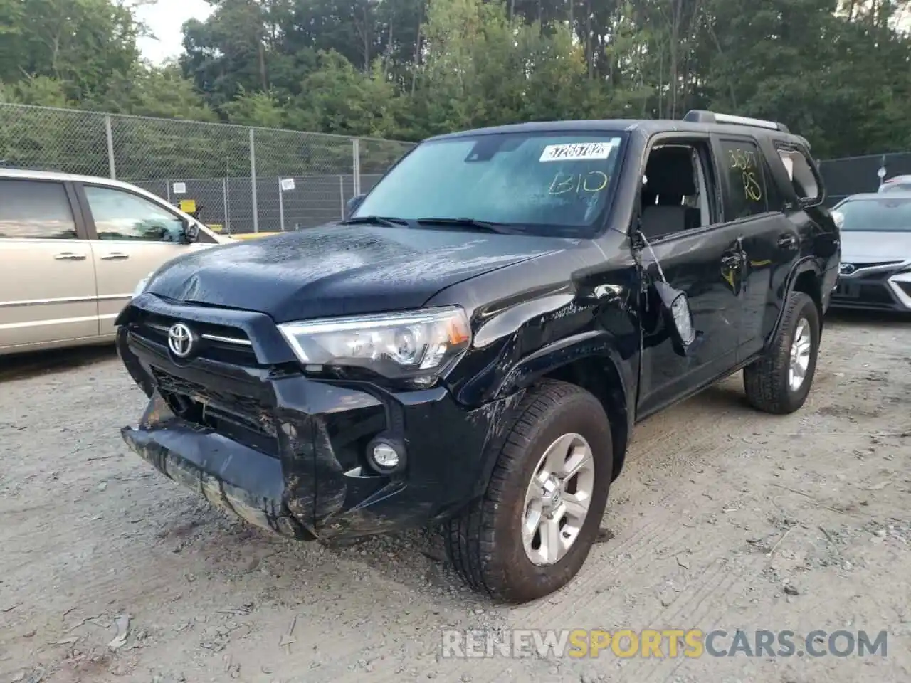 9 Photograph of a damaged car JTEMU5JR2M5934620 TOYOTA 4RUNNER 2021