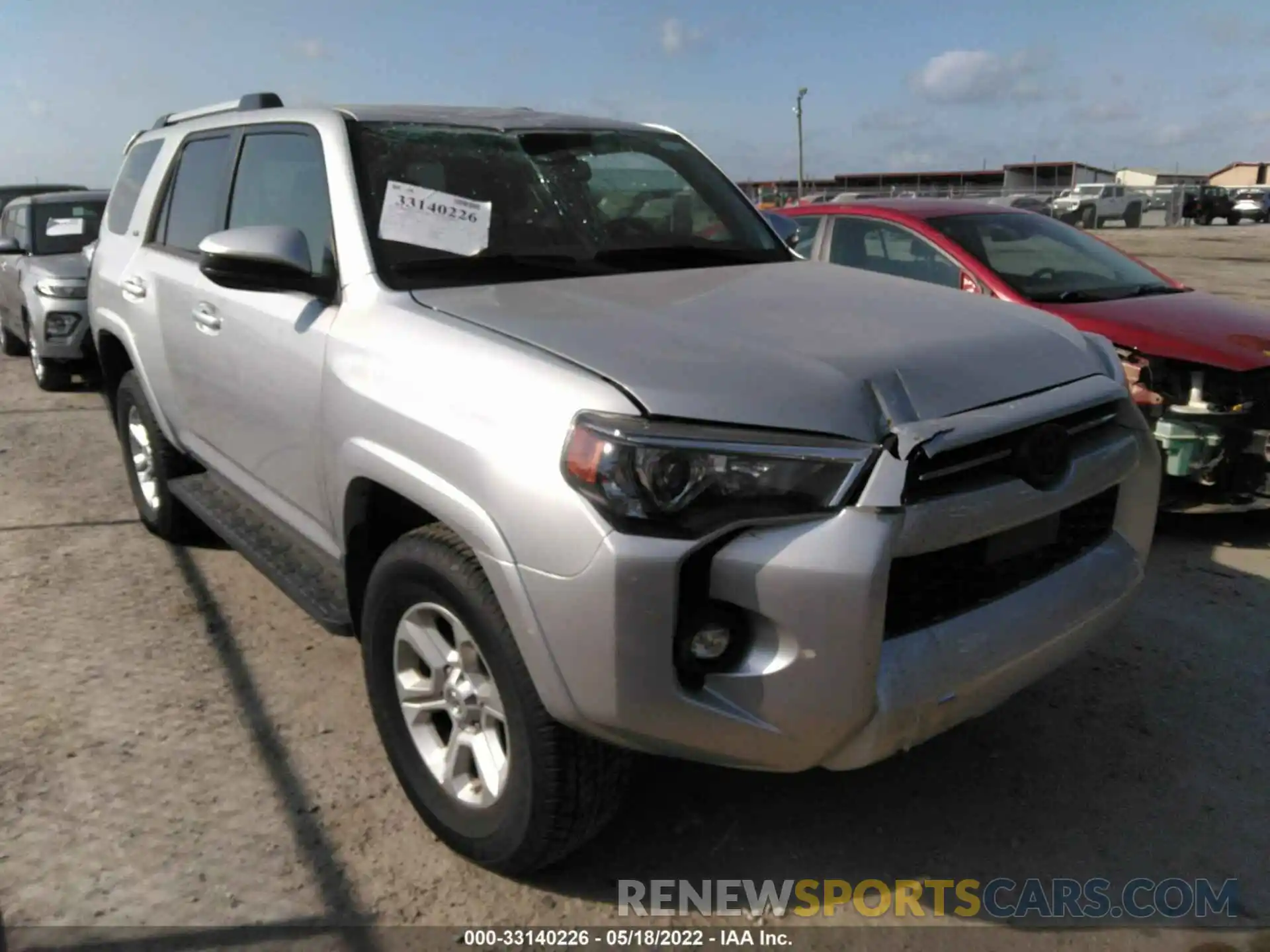 1 Photograph of a damaged car JTEMU5JR2M5937789 TOYOTA 4RUNNER 2021