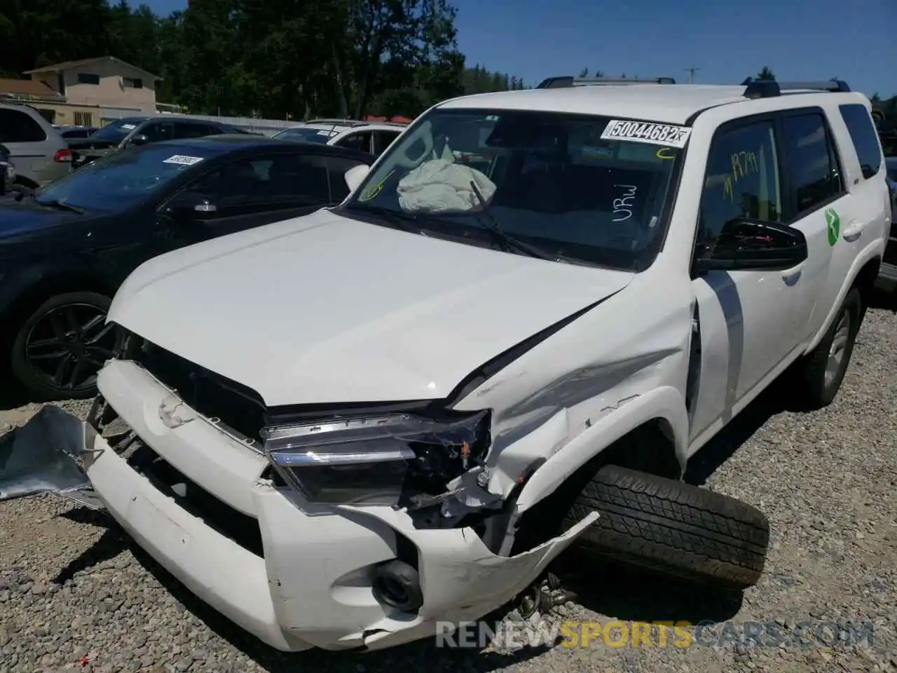 2 Photograph of a damaged car JTEMU5JR2M5941907 TOYOTA 4RUNNER 2021