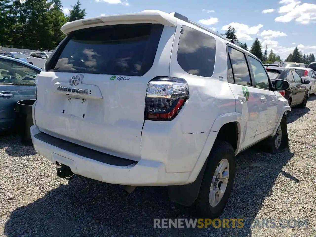 4 Photograph of a damaged car JTEMU5JR2M5941907 TOYOTA 4RUNNER 2021