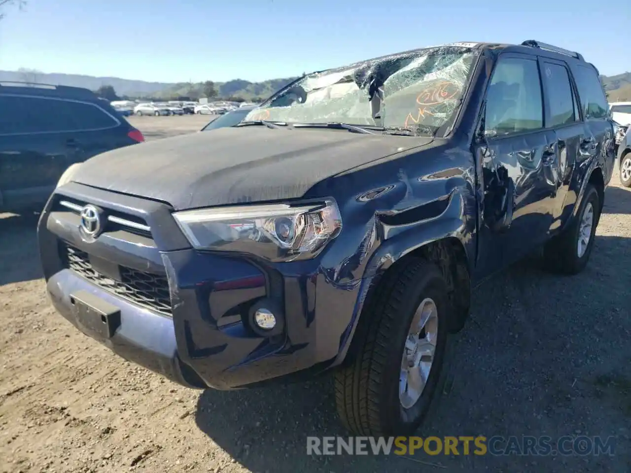 2 Photograph of a damaged car JTEMU5JR2M5950798 TOYOTA 4RUNNER 2021