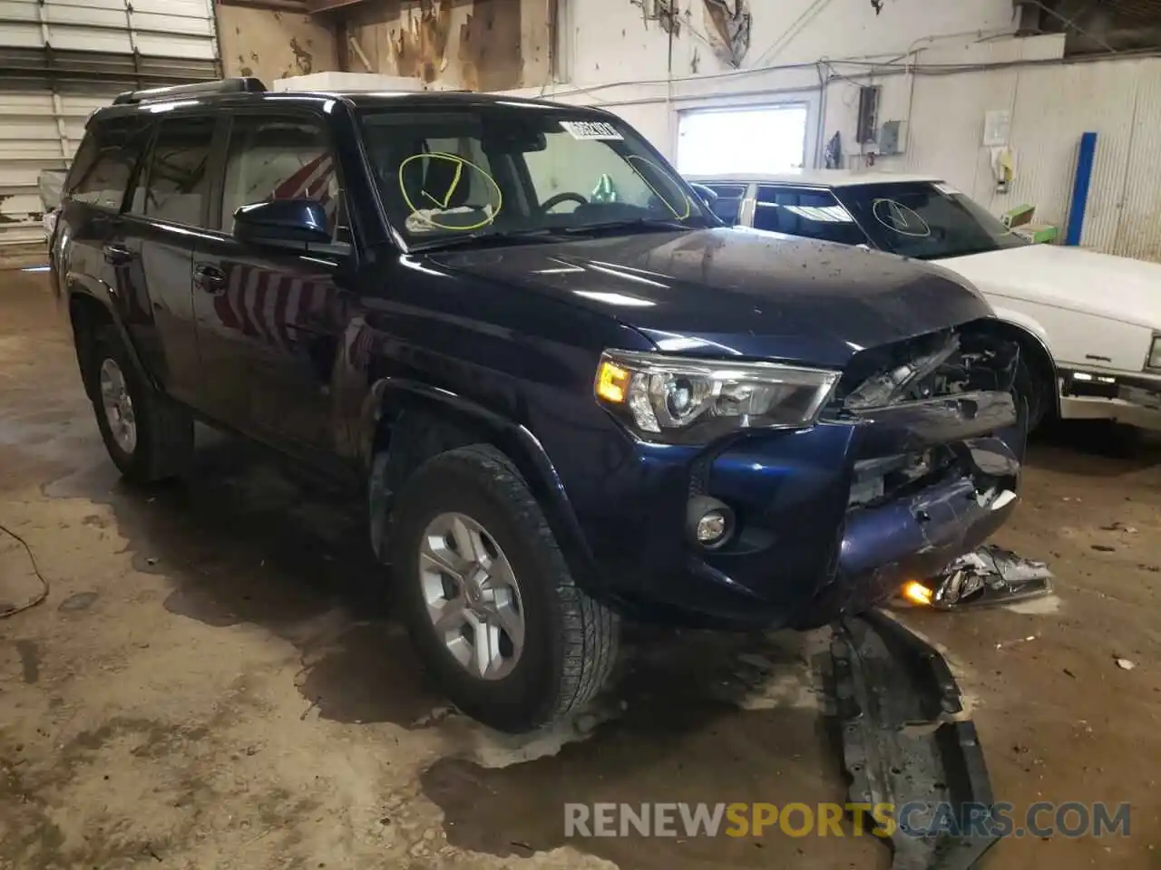 1 Photograph of a damaged car JTEMU5JR3M5869258 TOYOTA 4RUNNER 2021