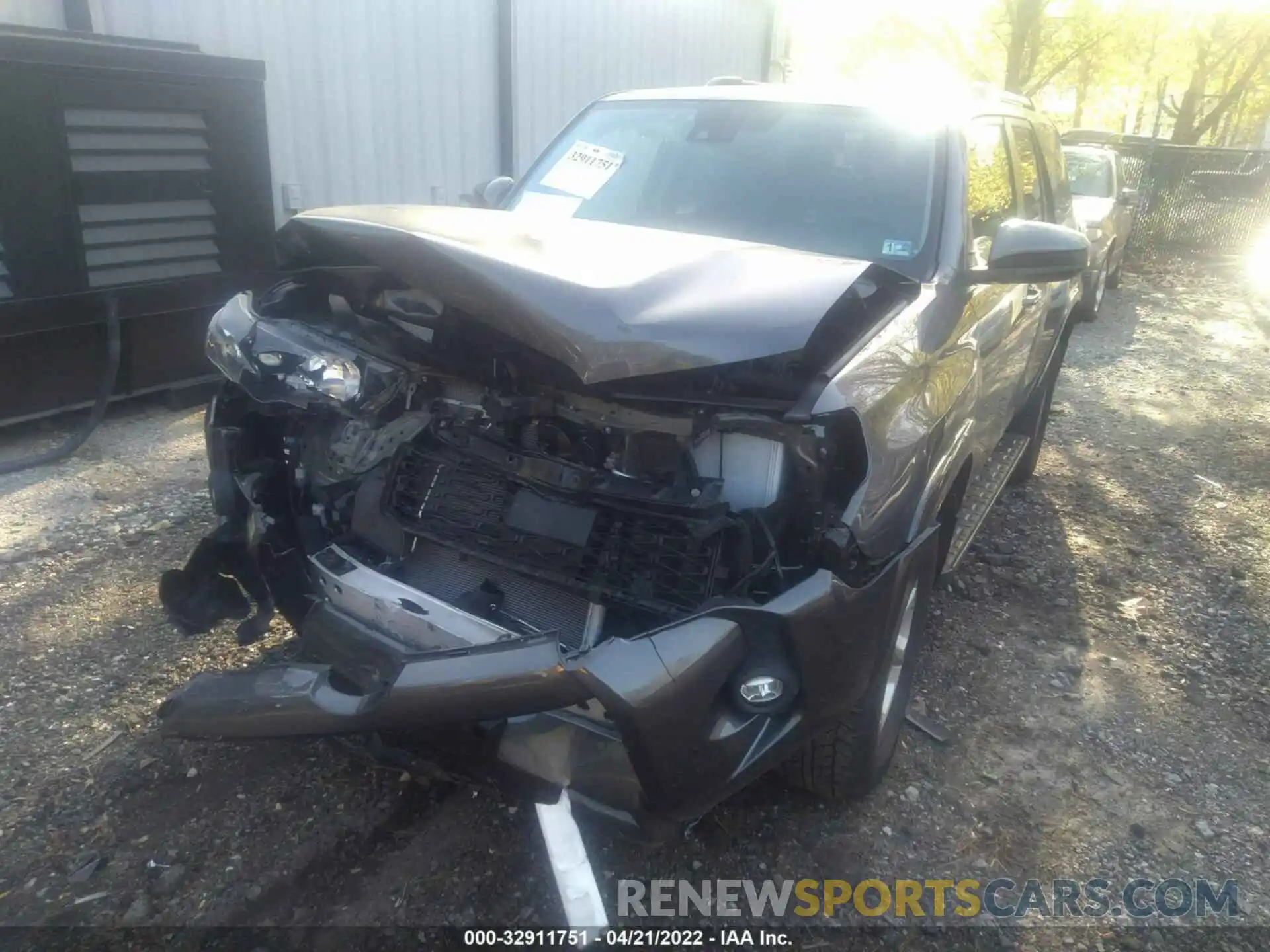 2 Photograph of a damaged car JTEMU5JR3M5879496 TOYOTA 4RUNNER 2021