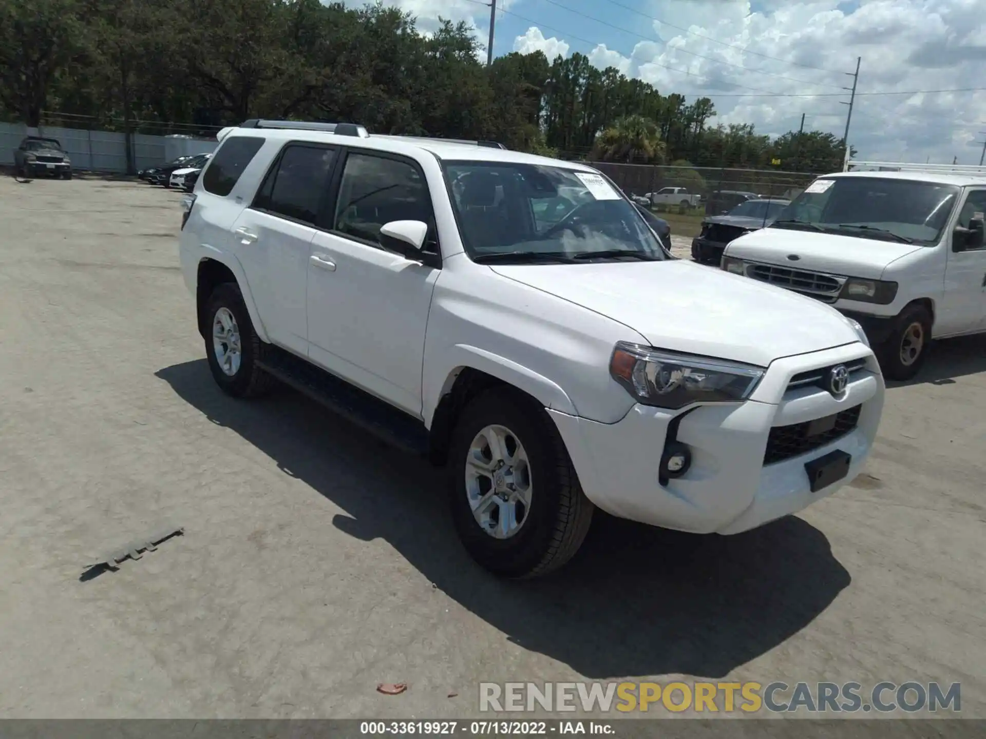 1 Photograph of a damaged car JTEMU5JR4M5941486 TOYOTA 4RUNNER 2021