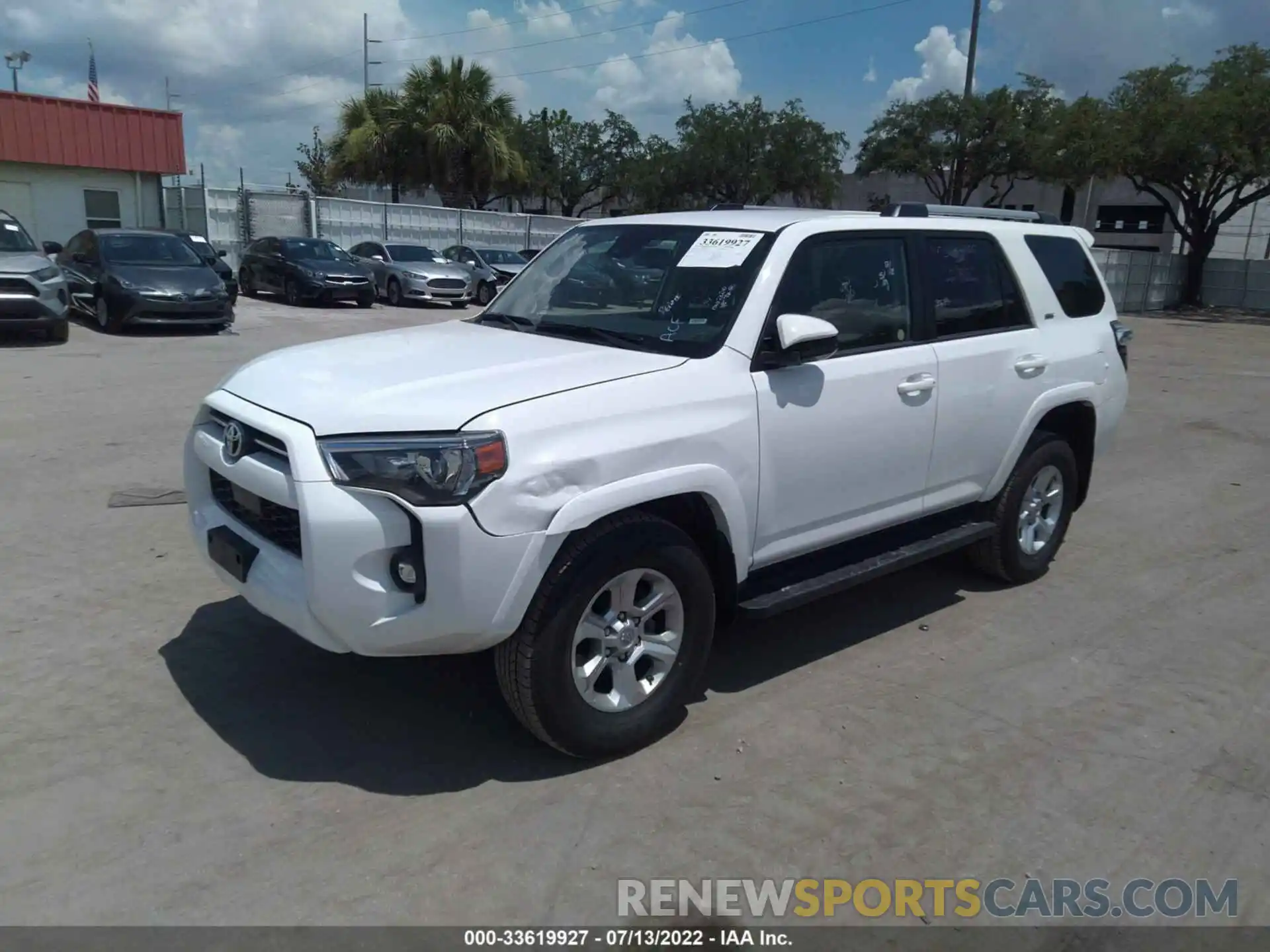 2 Photograph of a damaged car JTEMU5JR4M5941486 TOYOTA 4RUNNER 2021