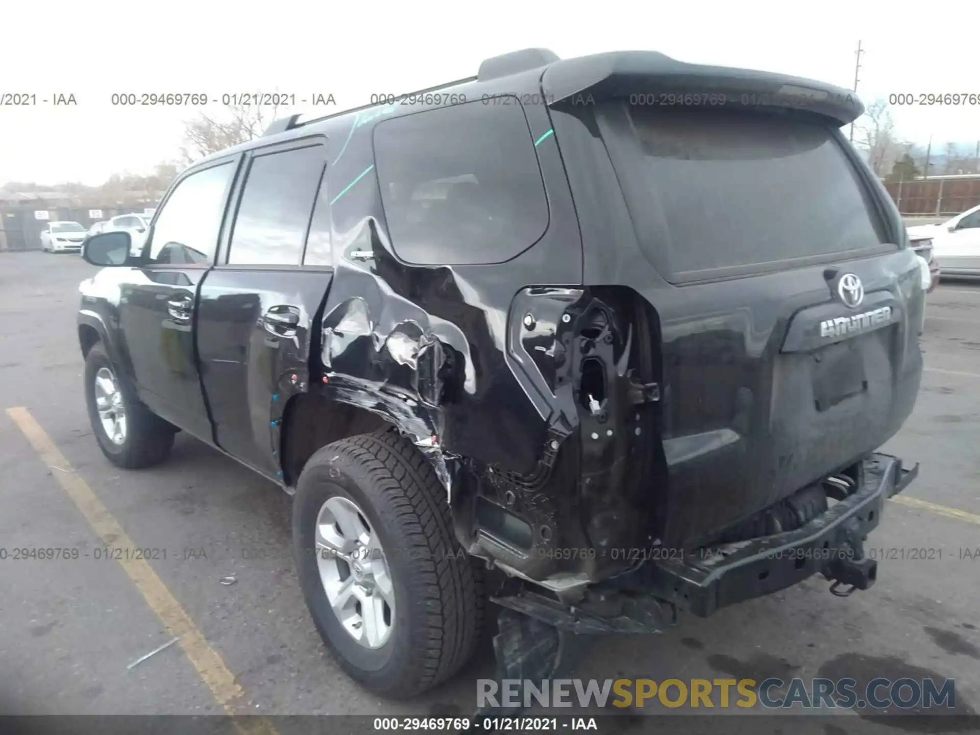 3 Photograph of a damaged car JTEMU5JR5M5864465 TOYOTA 4RUNNER 2021