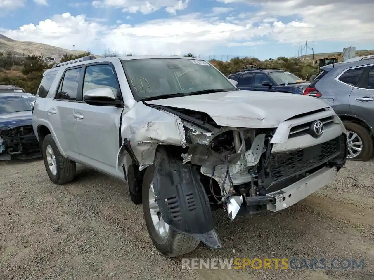 1 Photograph of a damaged car JTEMU5JR5M5867723 TOYOTA 4RUNNER 2021