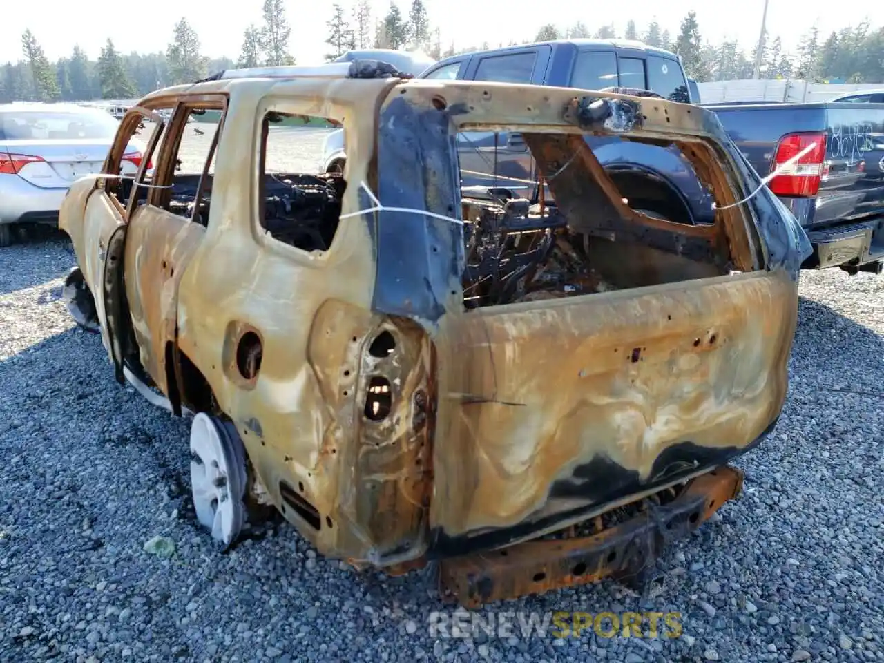 3 Photograph of a damaged car JTEMU5JR5M5915088 TOYOTA 4RUNNER 2021