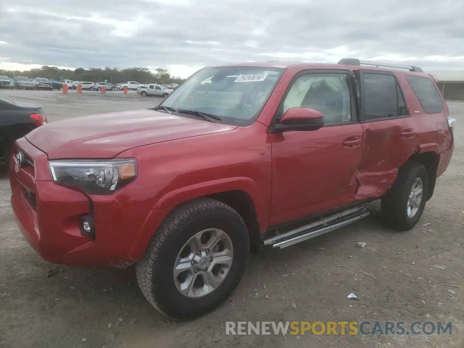 2 Photograph of a damaged car JTEMU5JR5M5924440 TOYOTA 4RUNNER 2021