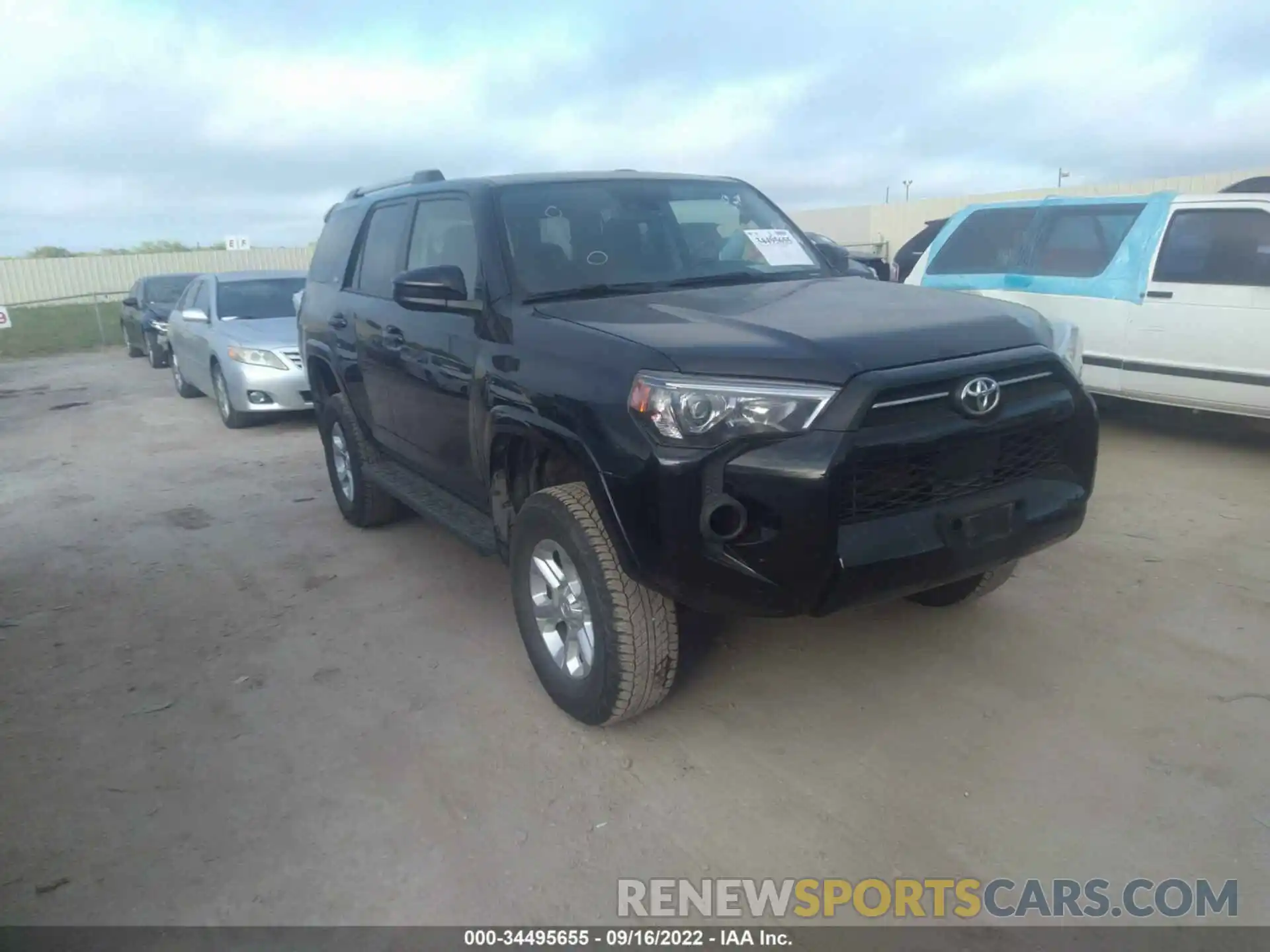 1 Photograph of a damaged car JTEMU5JR5M5929038 TOYOTA 4RUNNER 2021