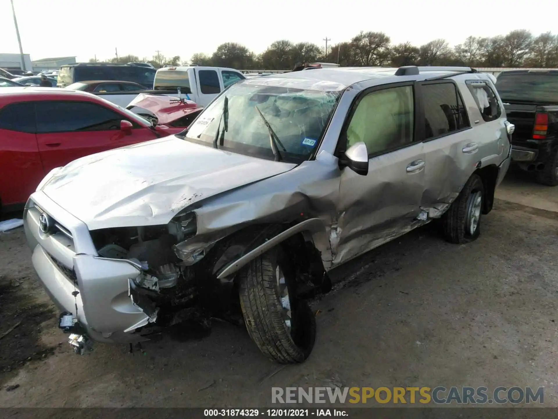 2 Photograph of a damaged car JTEMU5JR5M5943652 TOYOTA 4RUNNER 2021