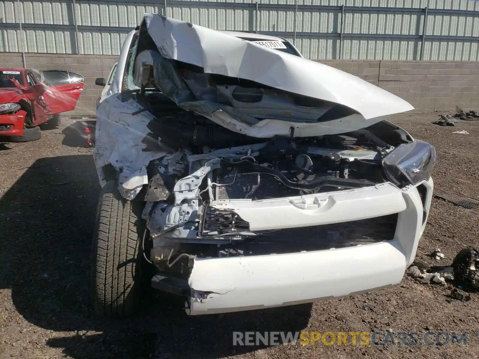 9 Photograph of a damaged car JTEMU5JR6M5840336 TOYOTA 4RUNNER 2021