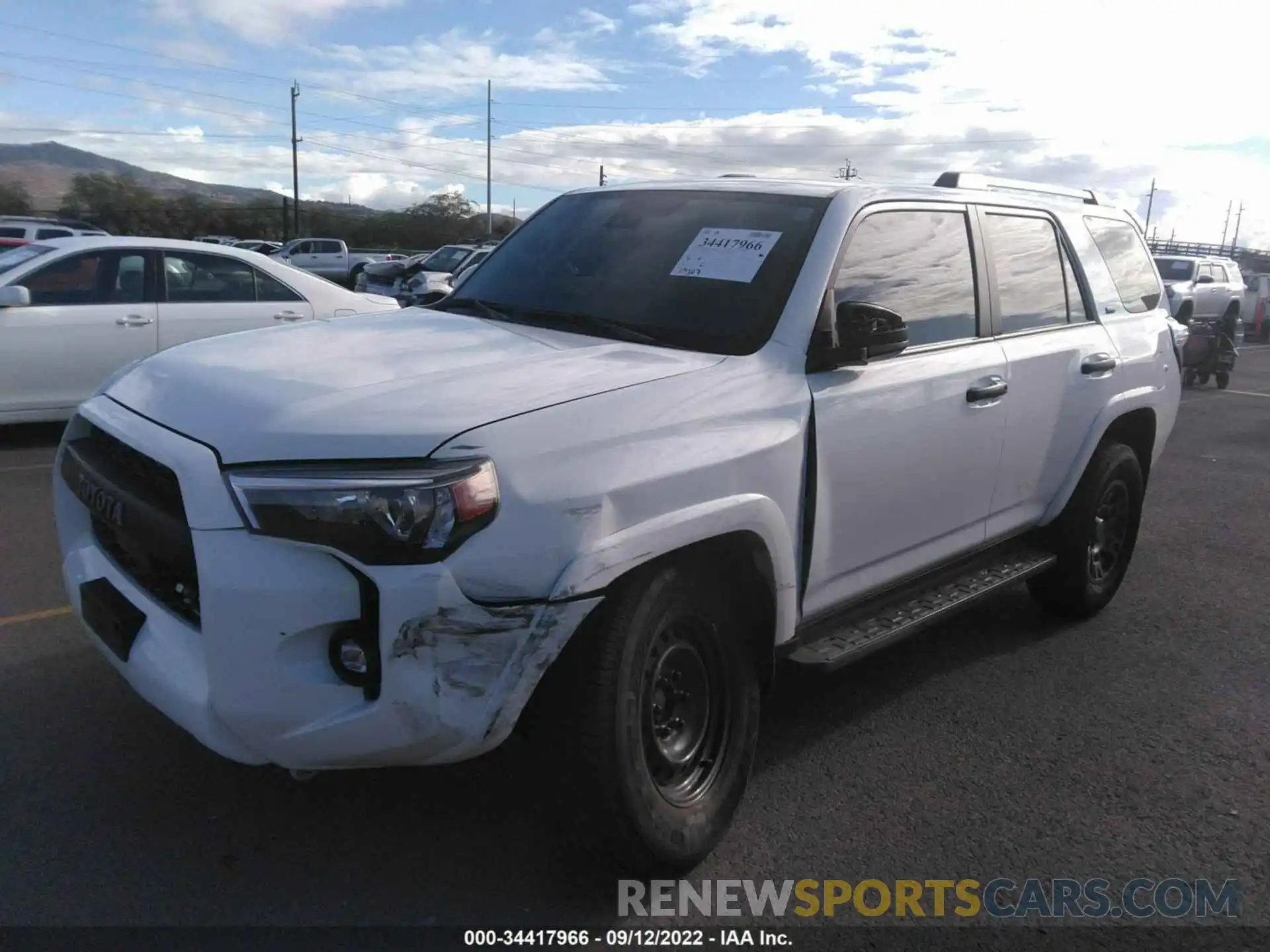 2 Photograph of a damaged car JTEMU5JR6M5899242 TOYOTA 4RUNNER 2021