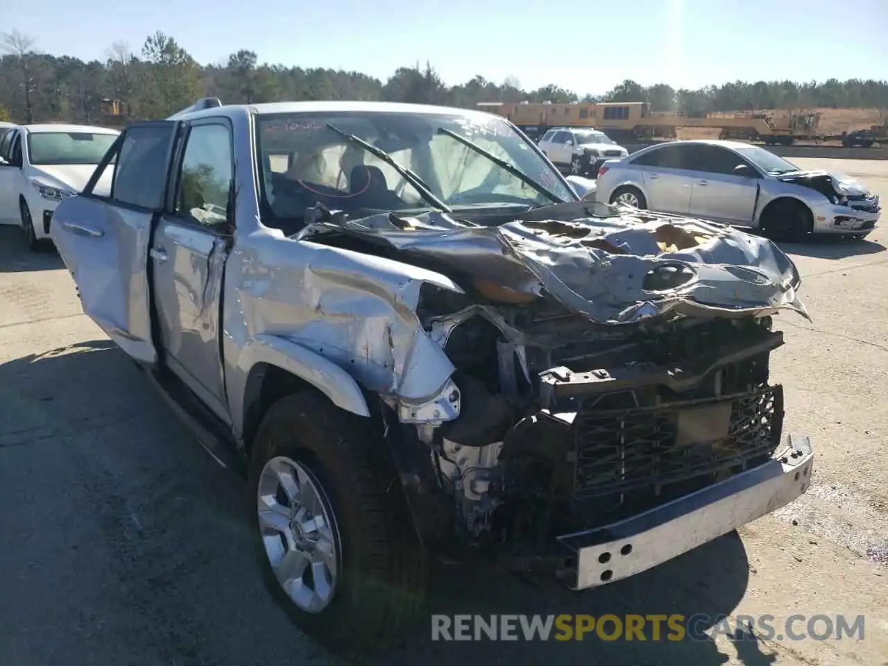 1 Photograph of a damaged car JTEMU5JR6M5923149 TOYOTA 4RUNNER 2021