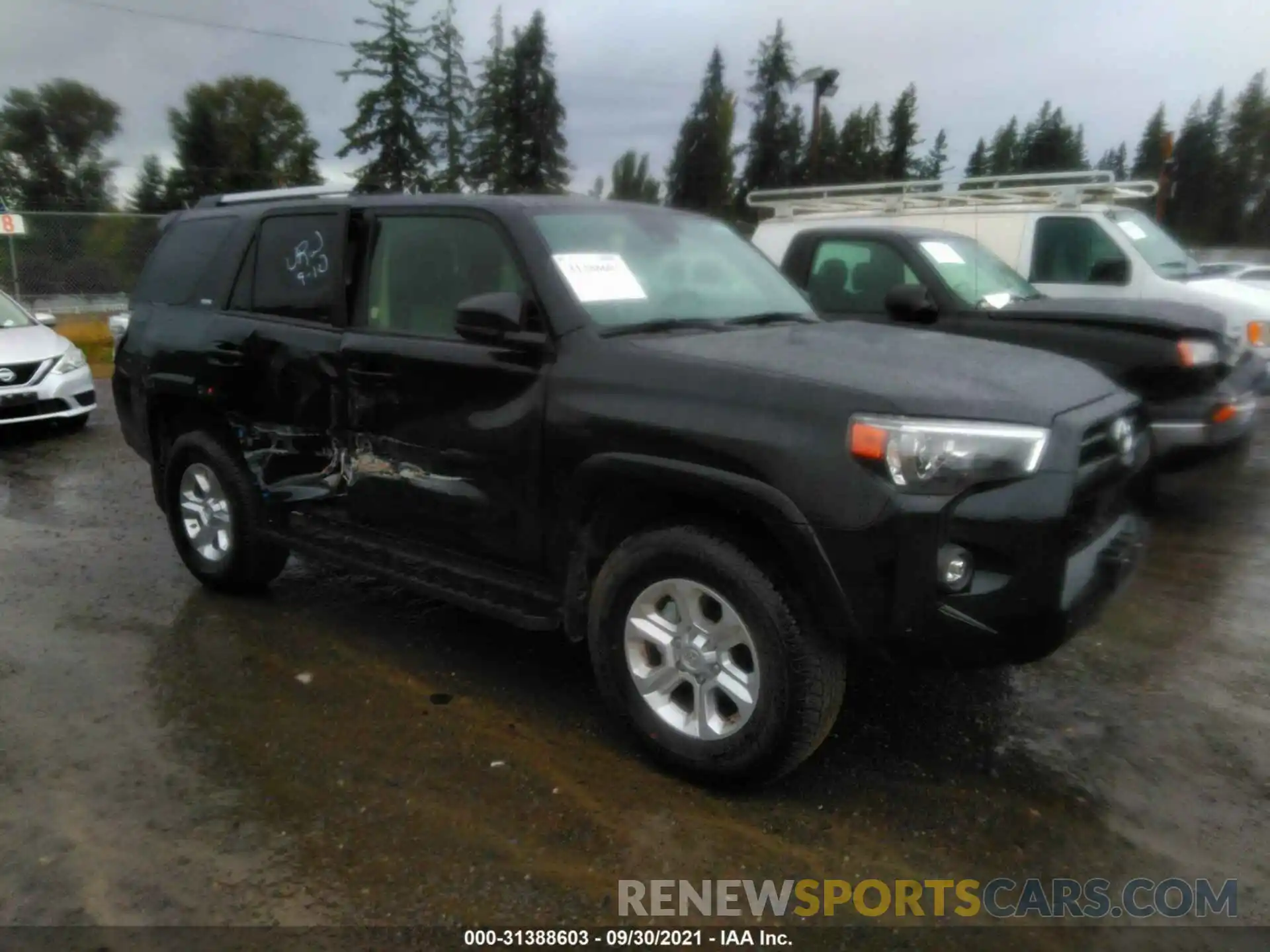 1 Photograph of a damaged car JTEMU5JR6M5931753 TOYOTA 4RUNNER 2021