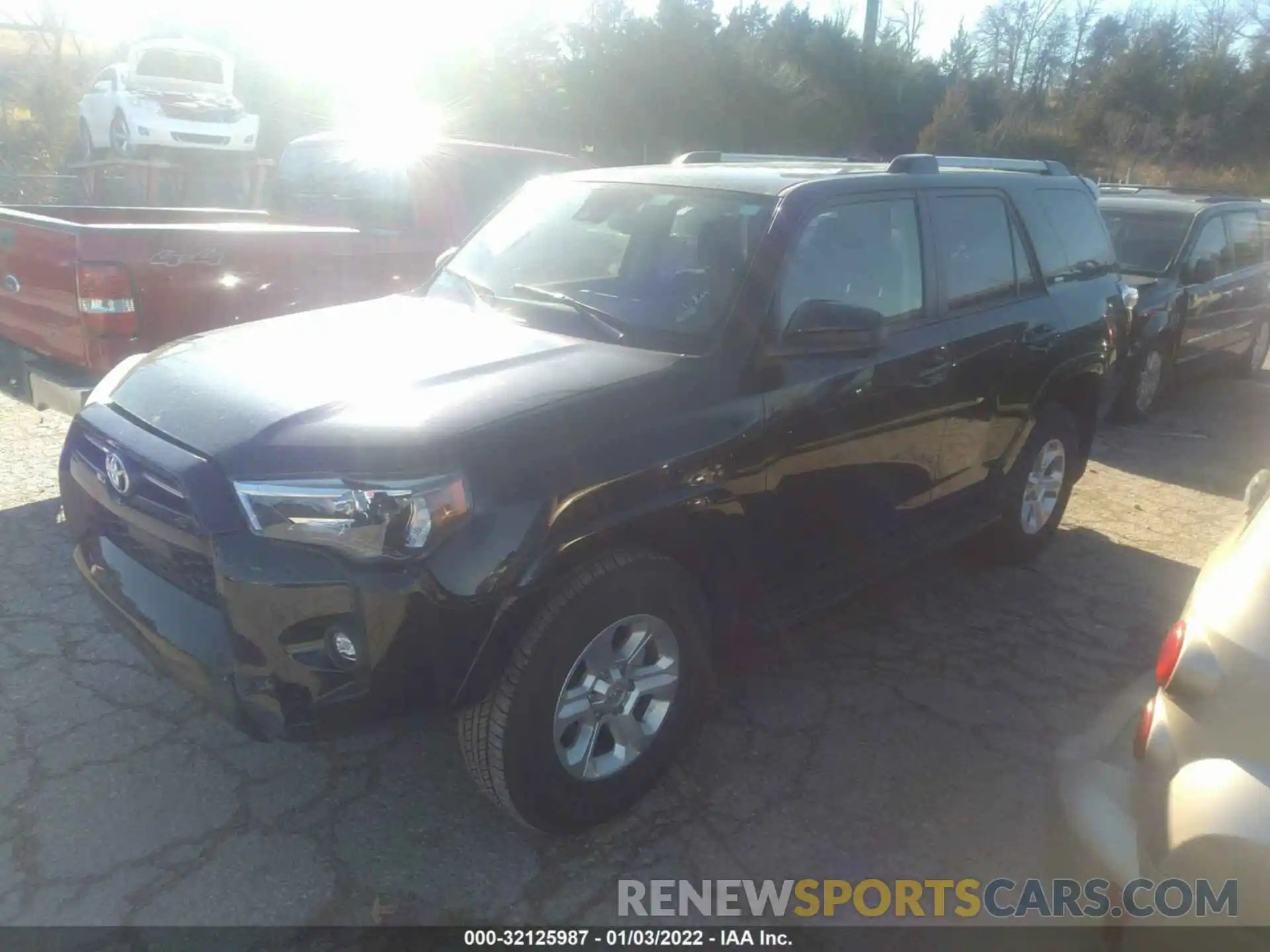 2 Photograph of a damaged car JTEMU5JR6M5940243 TOYOTA 4RUNNER 2021