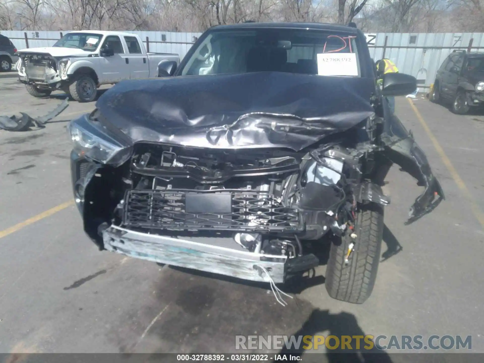 6 Photograph of a damaged car JTEMU5JR6M5955700 TOYOTA 4RUNNER 2021