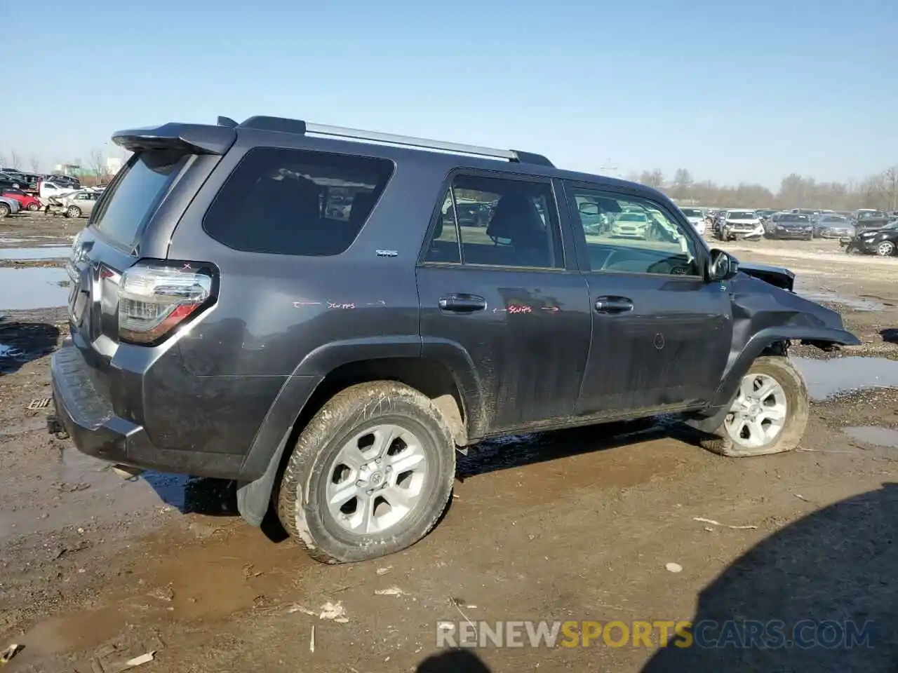 3 Фотография поврежденного автомобиля JTEMU5JR6M5968687 TOYOTA 4RUNNER 2021