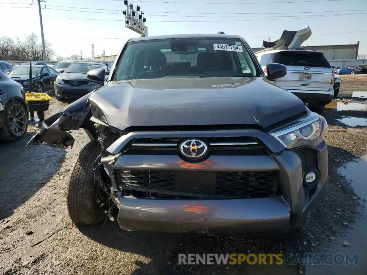 5 Photograph of a damaged car JTEMU5JR6M5968687 TOYOTA 4RUNNER 2021