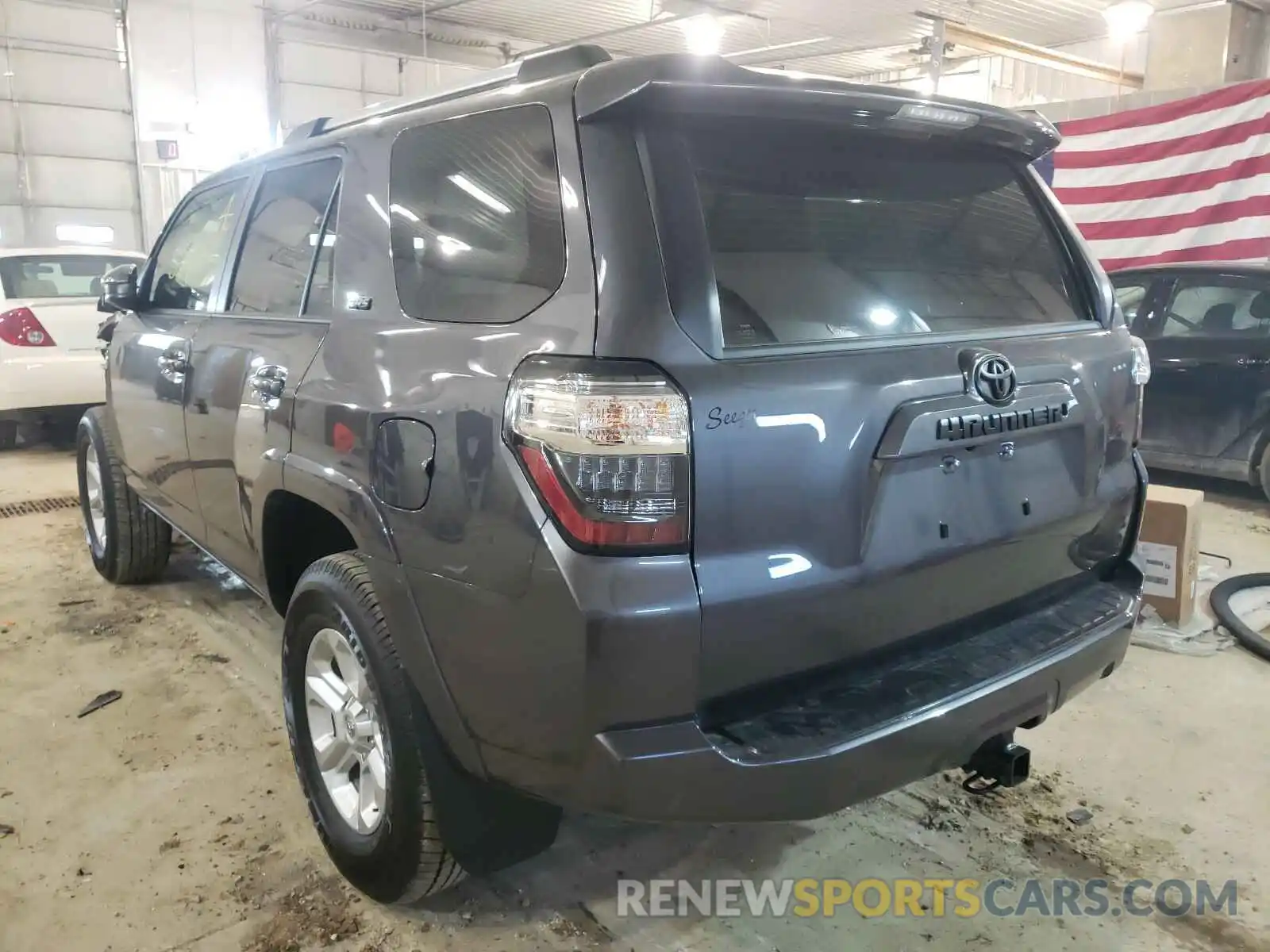 3 Photograph of a damaged car JTEMU5JR7M5880067 TOYOTA 4RUNNER 2021