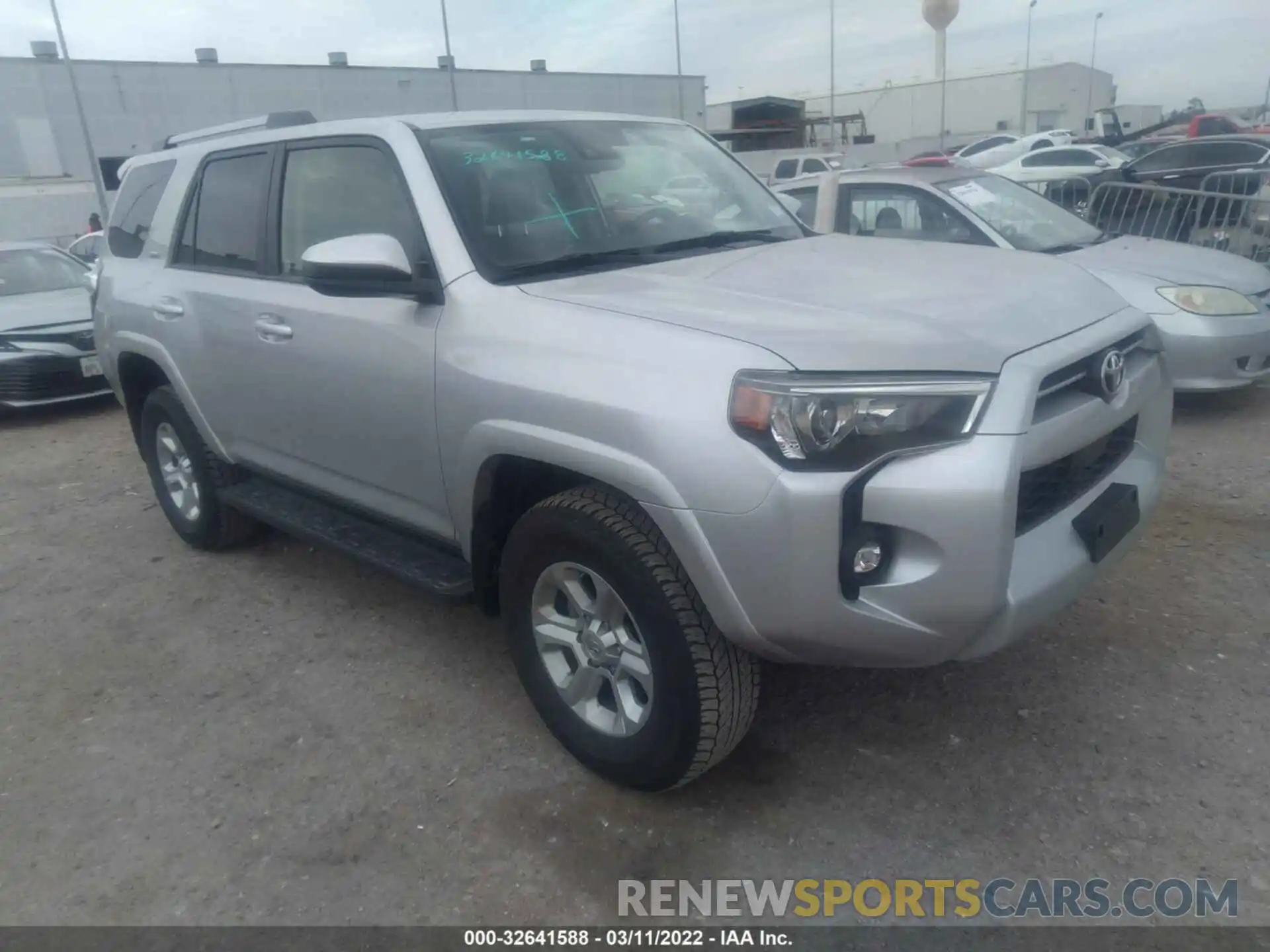 1 Photograph of a damaged car JTEMU5JR7M5929297 TOYOTA 4RUNNER 2021