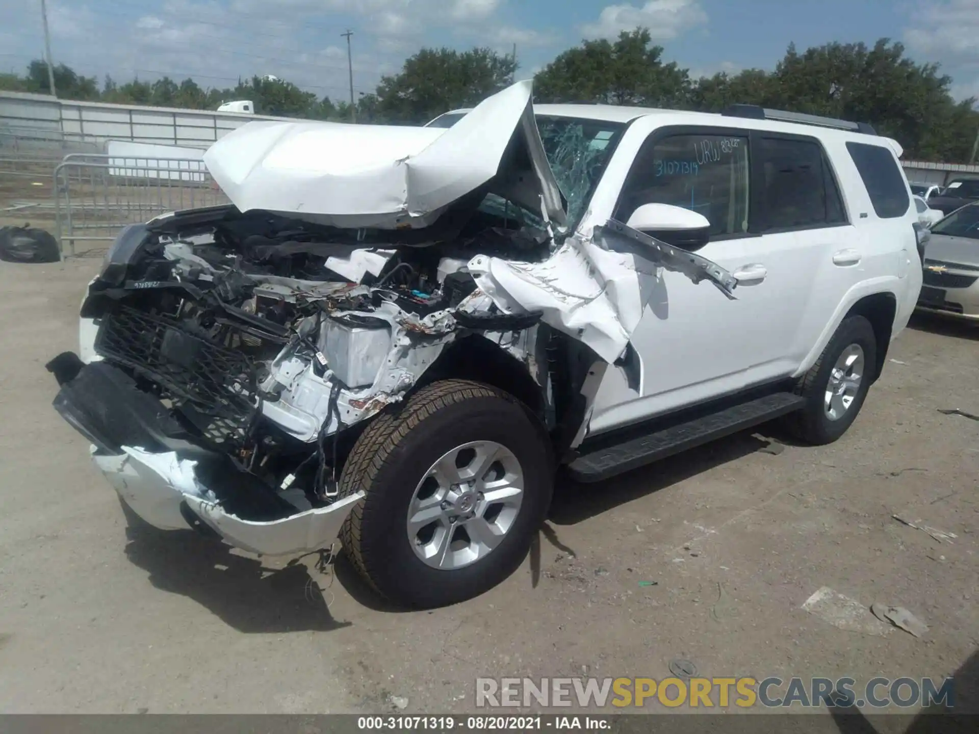 2 Photograph of a damaged car JTEMU5JR7M5929476 TOYOTA 4RUNNER 2021