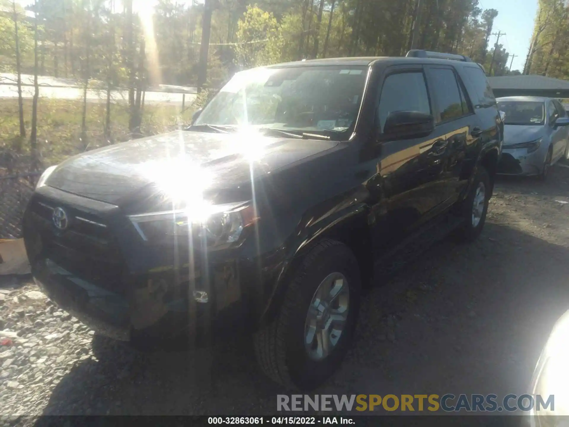 2 Photograph of a damaged car JTEMU5JR7M5940705 TOYOTA 4RUNNER 2021