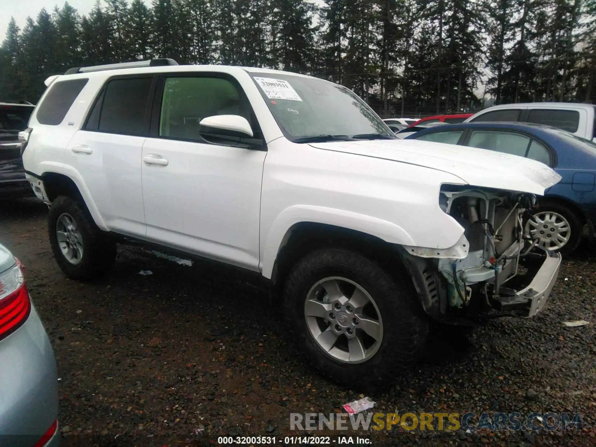 1 Photograph of a damaged car JTEMU5JR7M5946276 TOYOTA 4RUNNER 2021