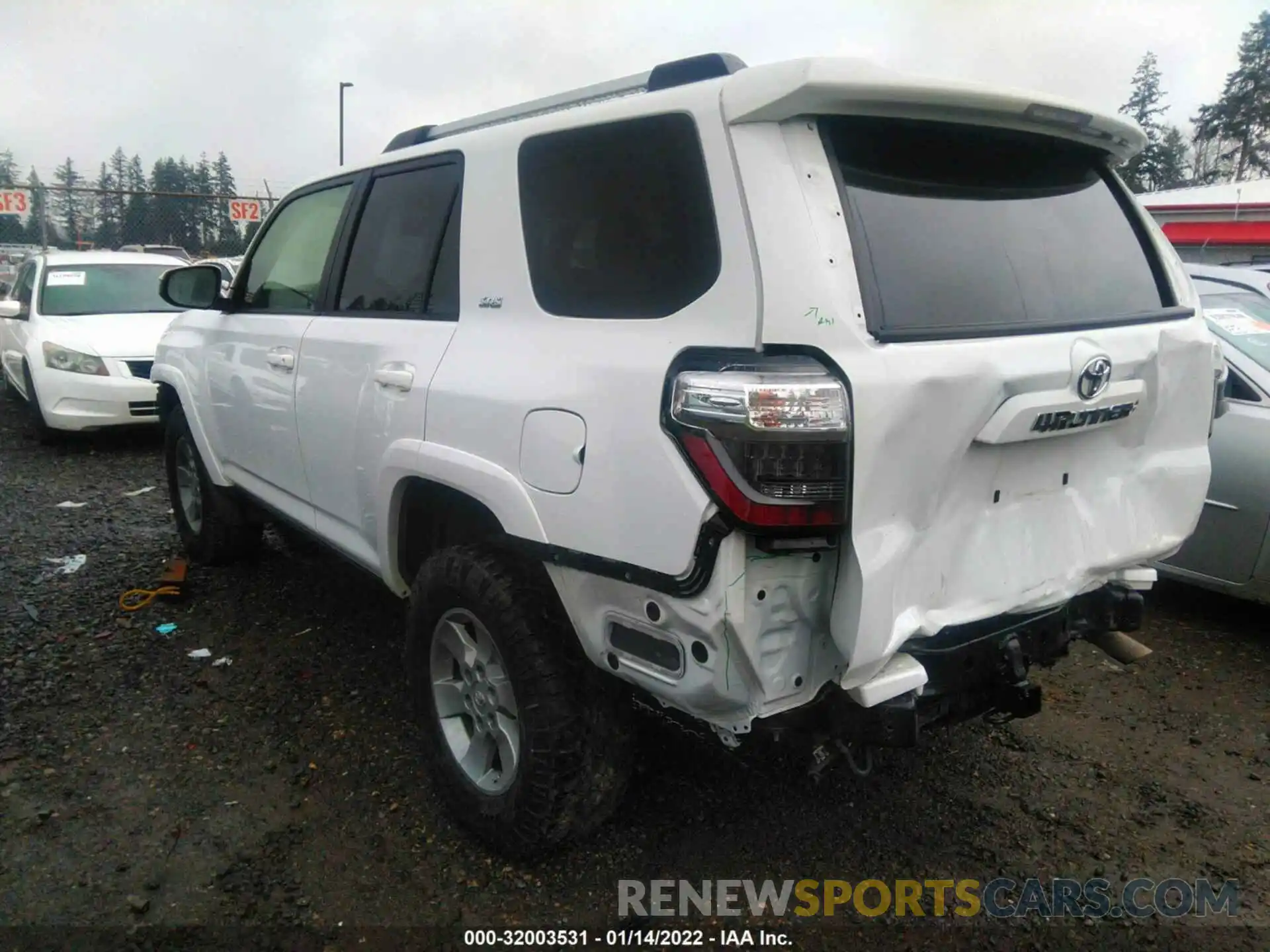 3 Photograph of a damaged car JTEMU5JR7M5946276 TOYOTA 4RUNNER 2021