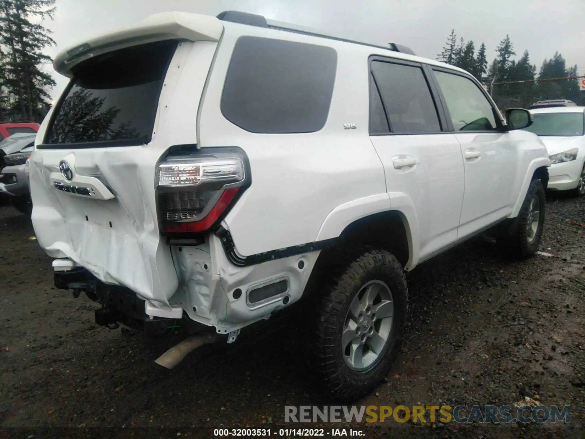 4 Фотография поврежденного автомобиля JTEMU5JR7M5946276 TOYOTA 4RUNNER 2021