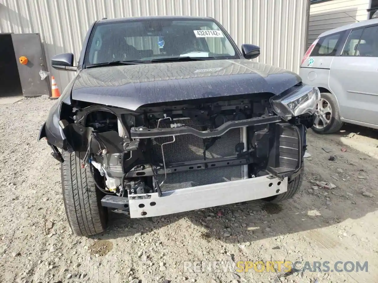 9 Фотография поврежденного автомобиля JTEMU5JR8M5842136 TOYOTA 4RUNNER 2021